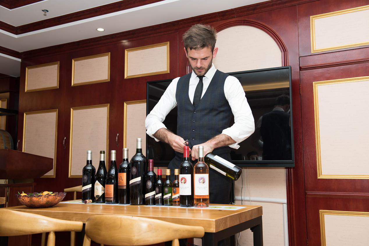 藍菲紅酒銷量暴漲，法酒莊訪華進一步加深戰略合作