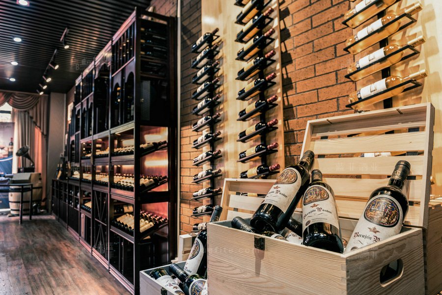 開(kāi)紅酒專賣(mài)店要如何快速回本